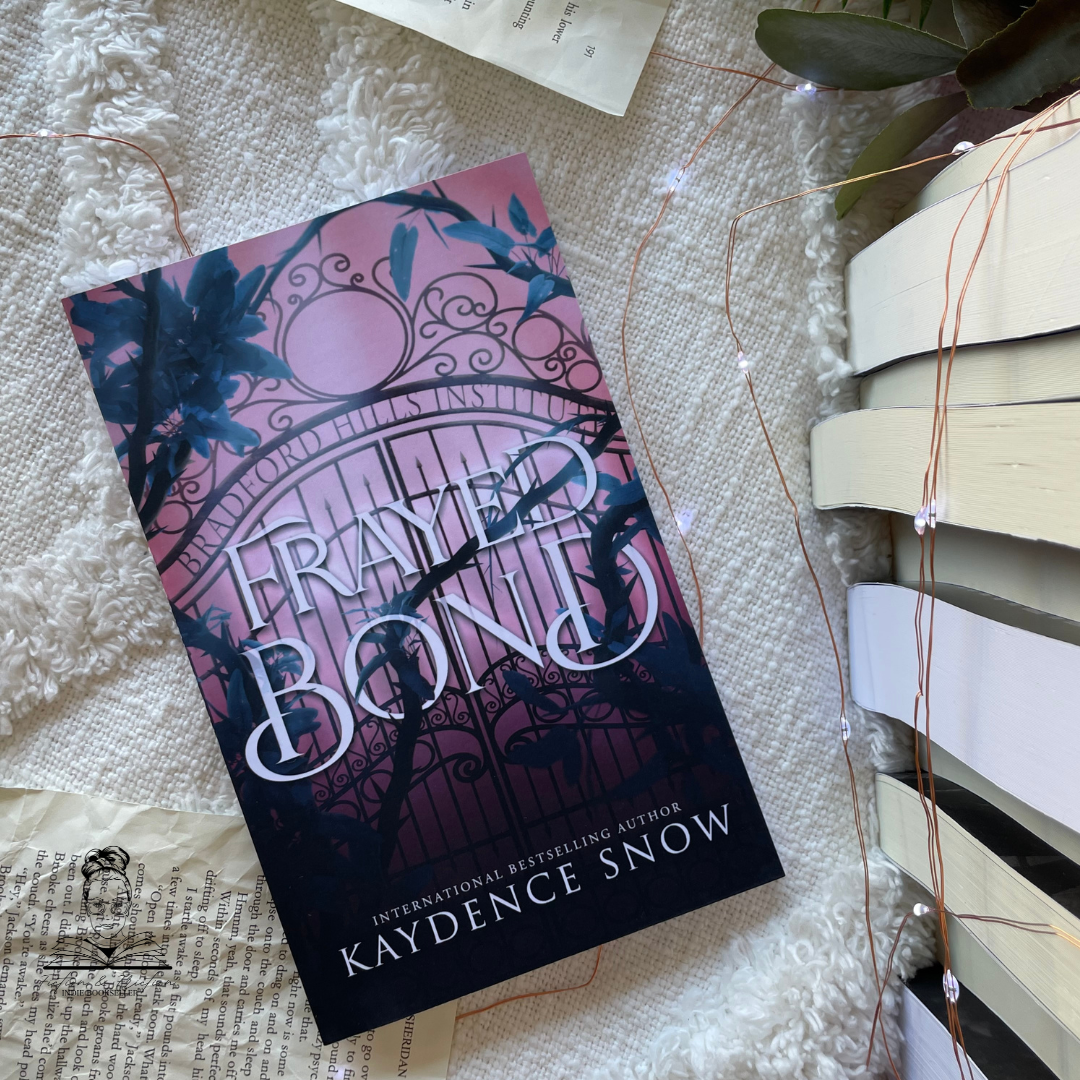 Frayed Bond: An Evelyn Maynard Trilogy Novella by Kaydence Snow