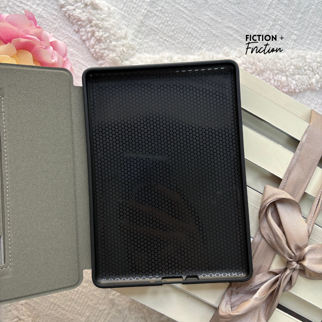 PageSaversCo Kindle Case | Coquette Watercolour