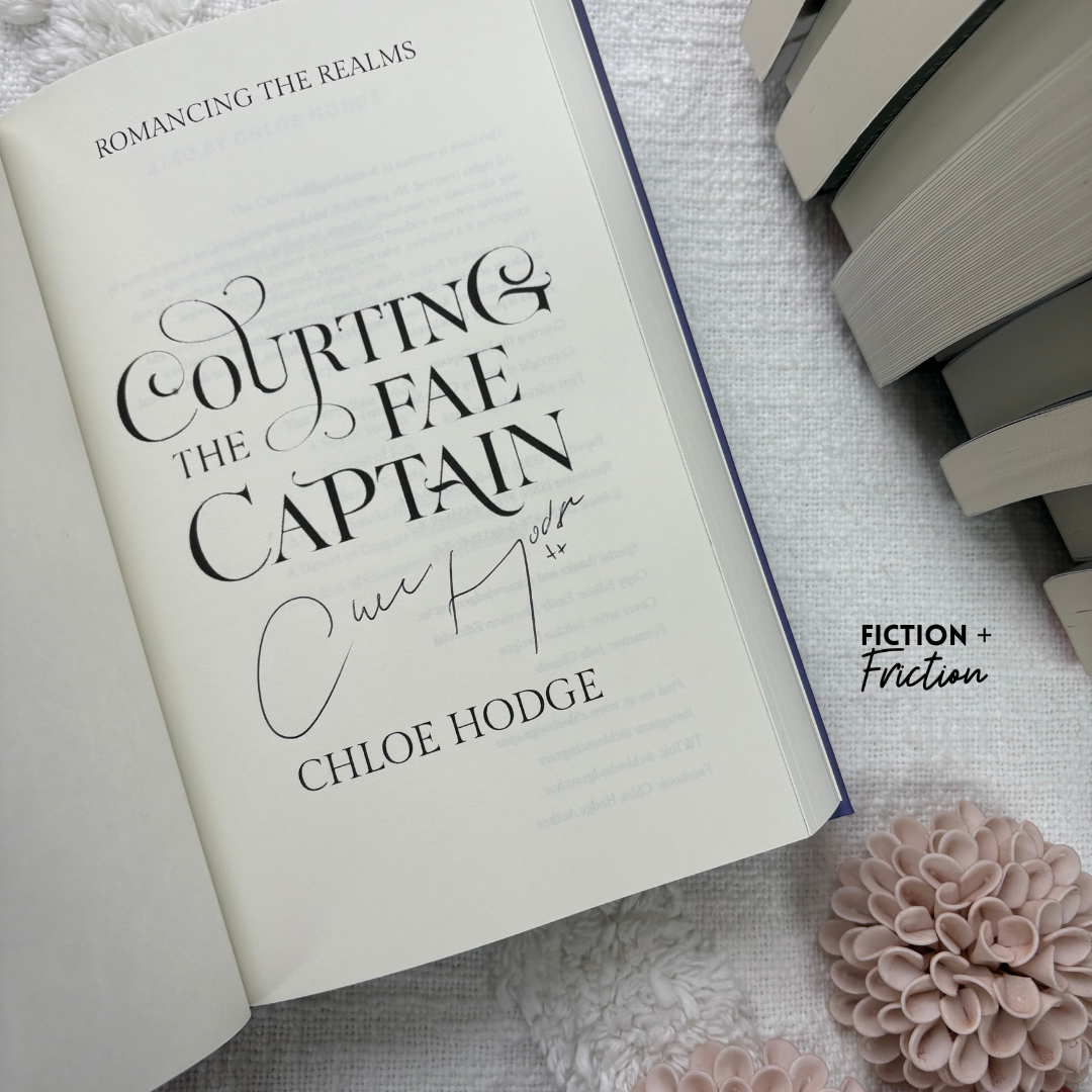 Courting the Fae Captain: Hardcover by Chloe Hodge