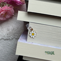 Flower Dust Plug Charm | Lightning