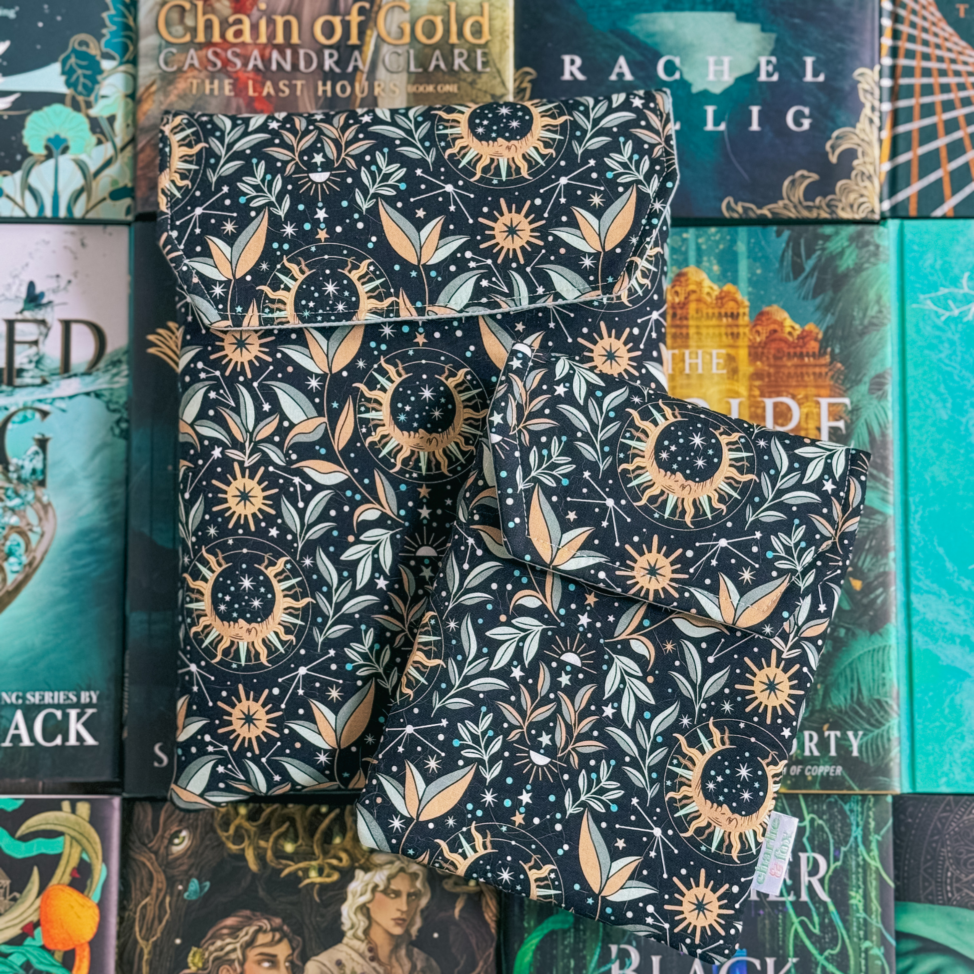 Charlie and Fox E-Reader Sleeve - Astral Lovers in Moonlight