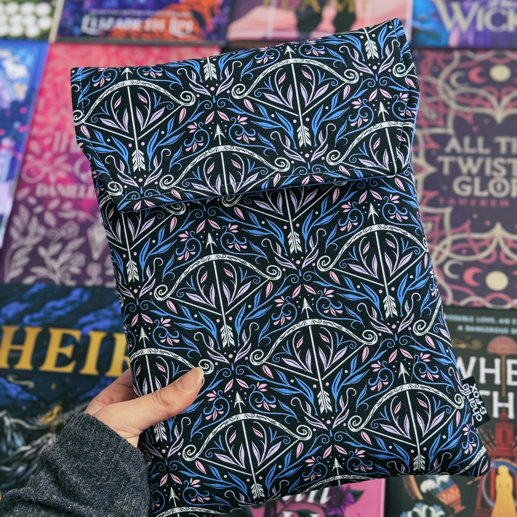 Charlie and Fox Book Sleeve - Huntress