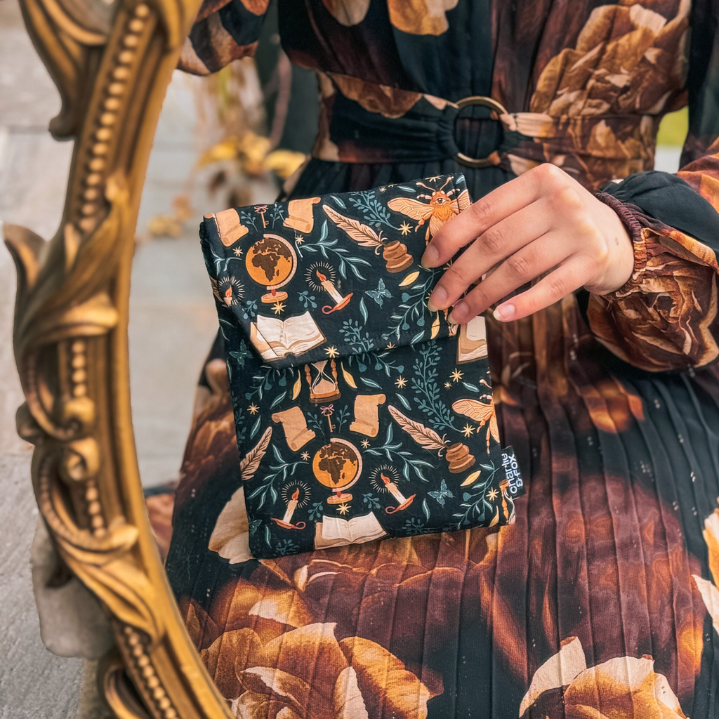 Charlie and Fox E-Reader Sleeve - Into the Archives