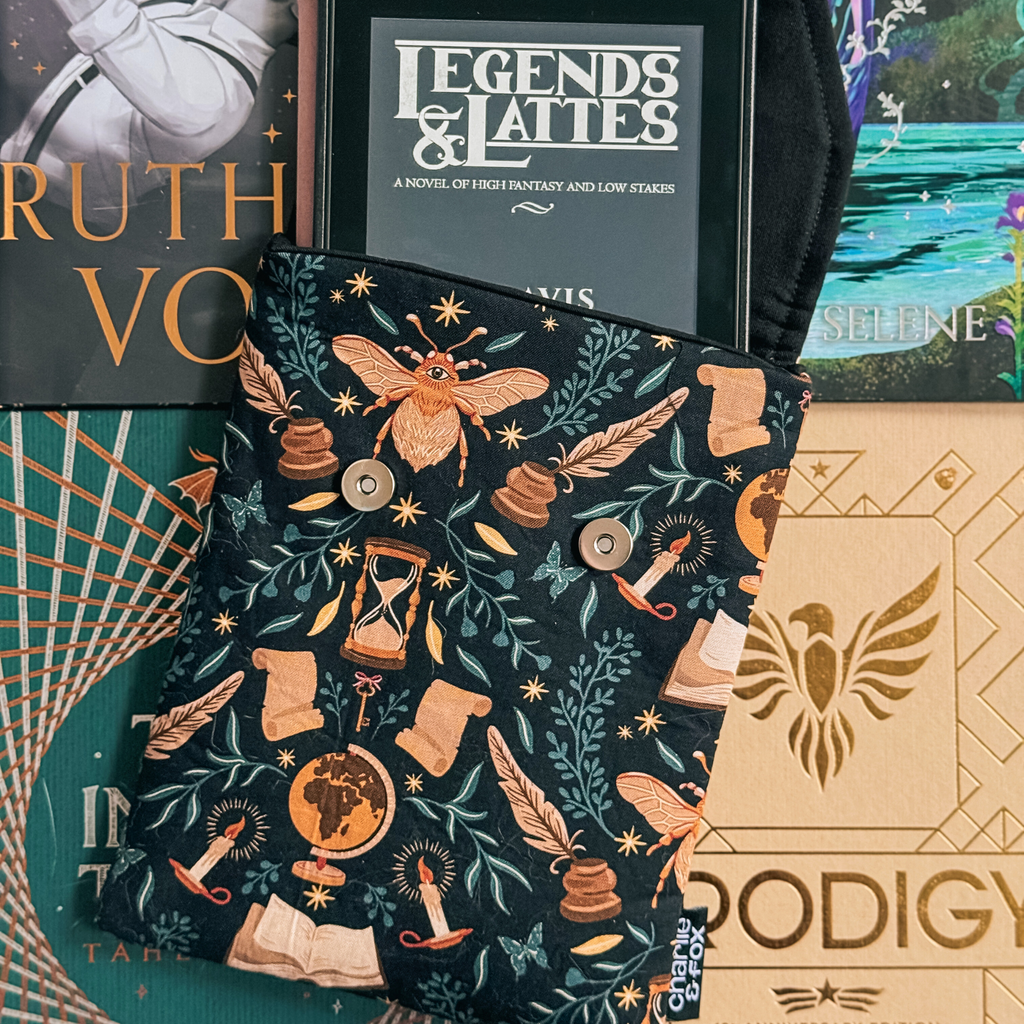 Charlie and Fox E-Reader Sleeve - Into the Archives