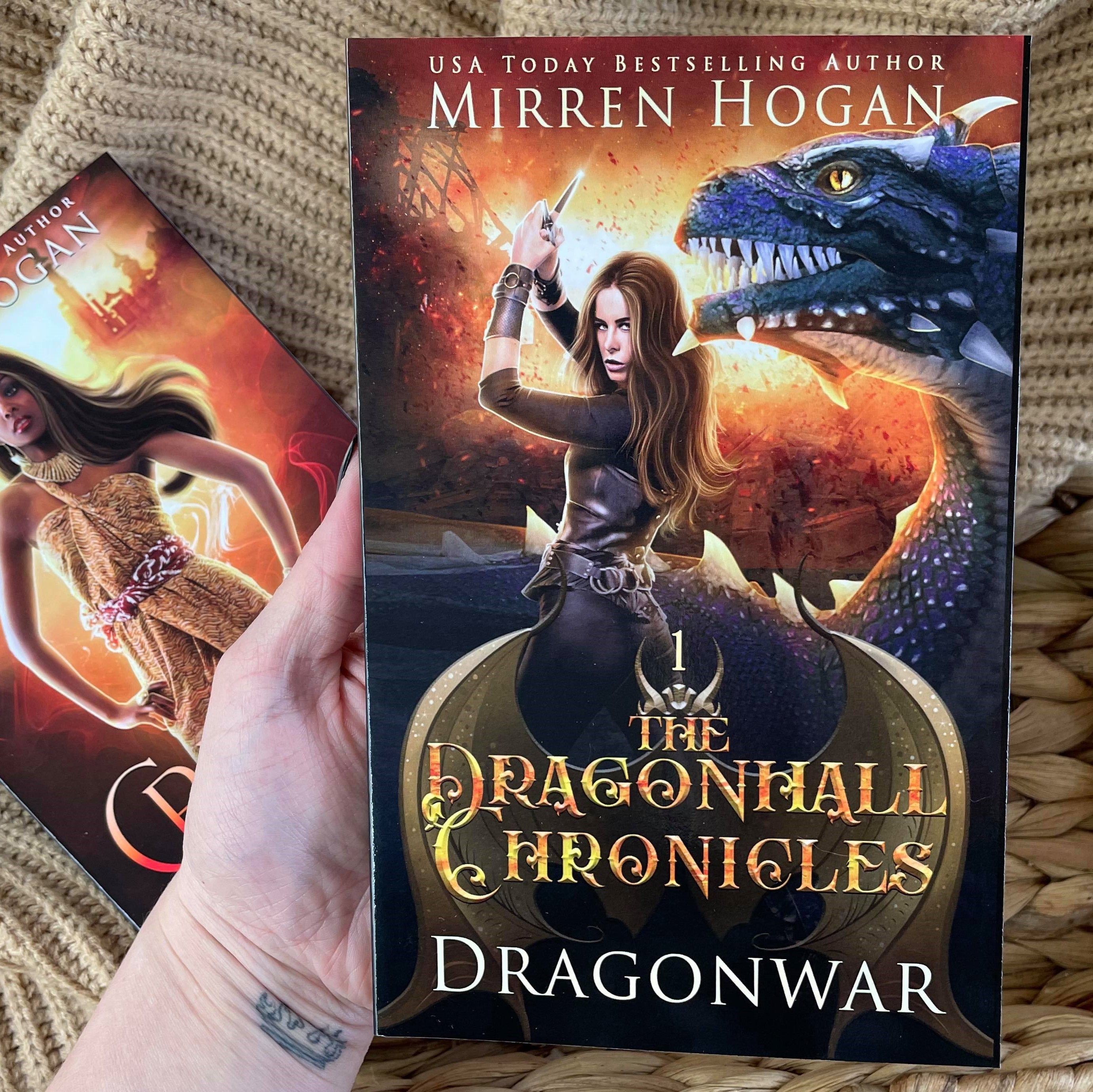 Dragonwar by Mirren Hogan