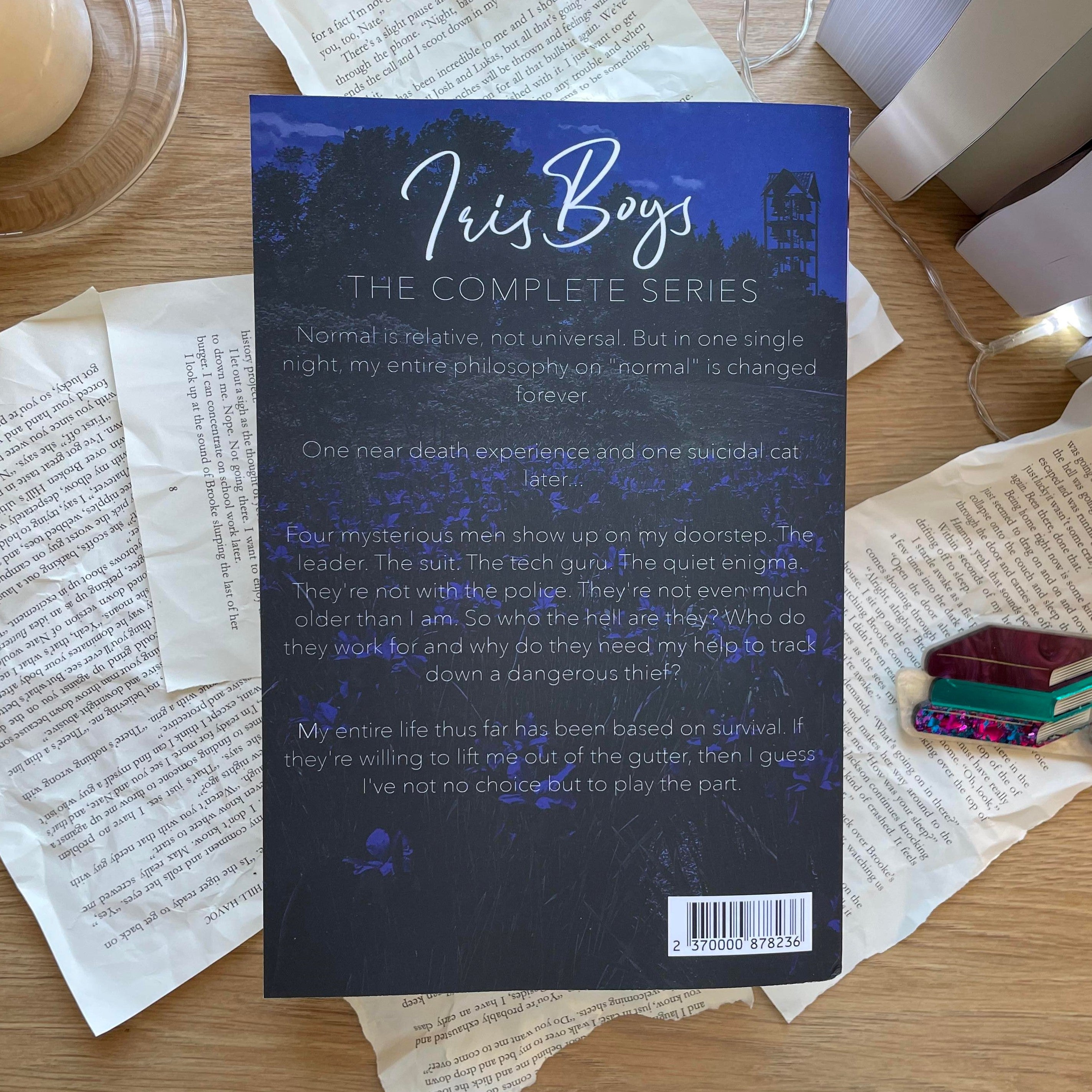 Iris Boys: Omnibus by Lucy Smoke