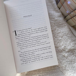 Roomie Wars by Kat T. Masen