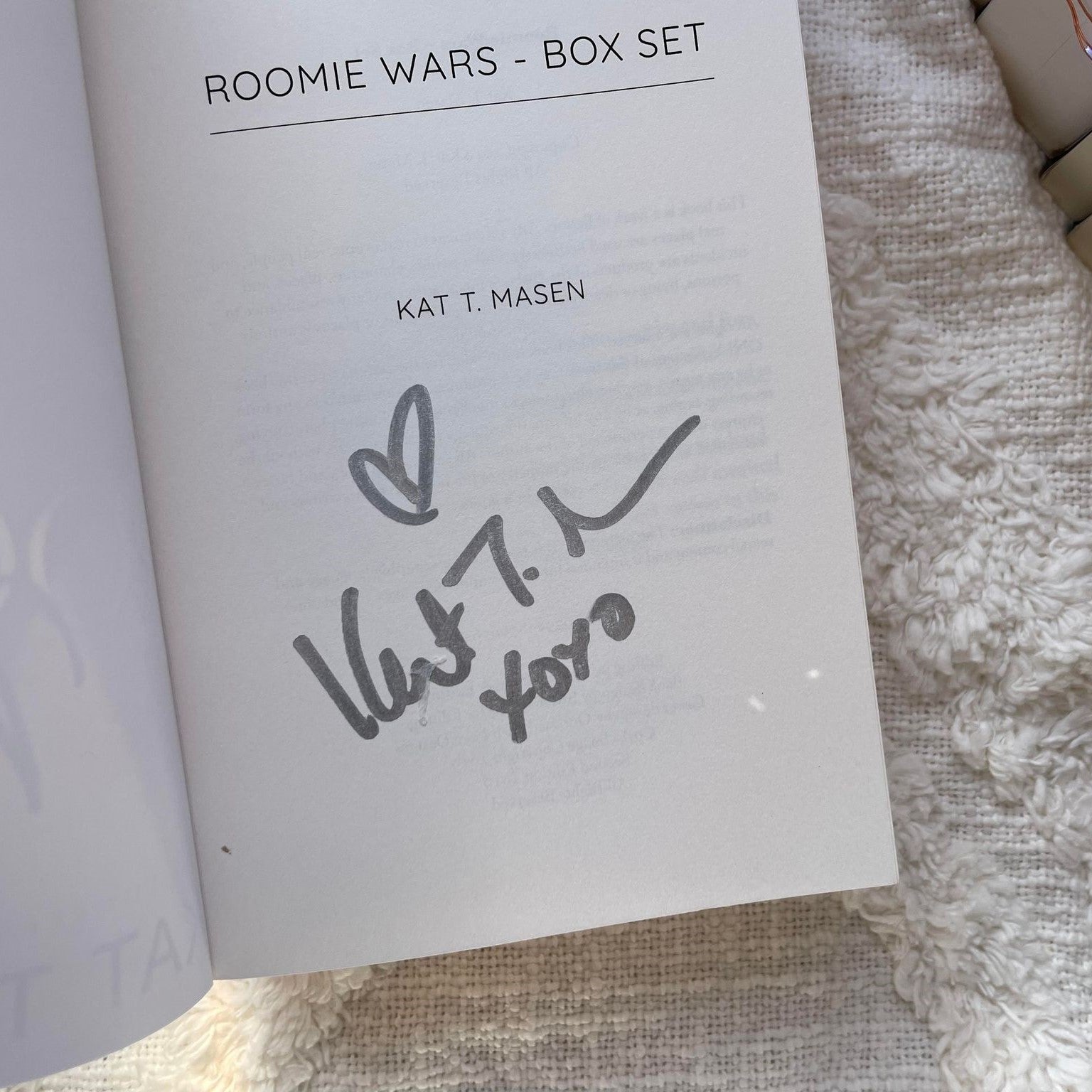 Roomie Wars by Kat T. Masen