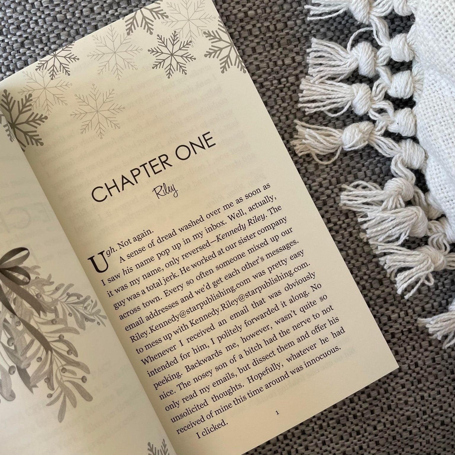 The Christmas Pact by Vi Keeland & Penelope Ward