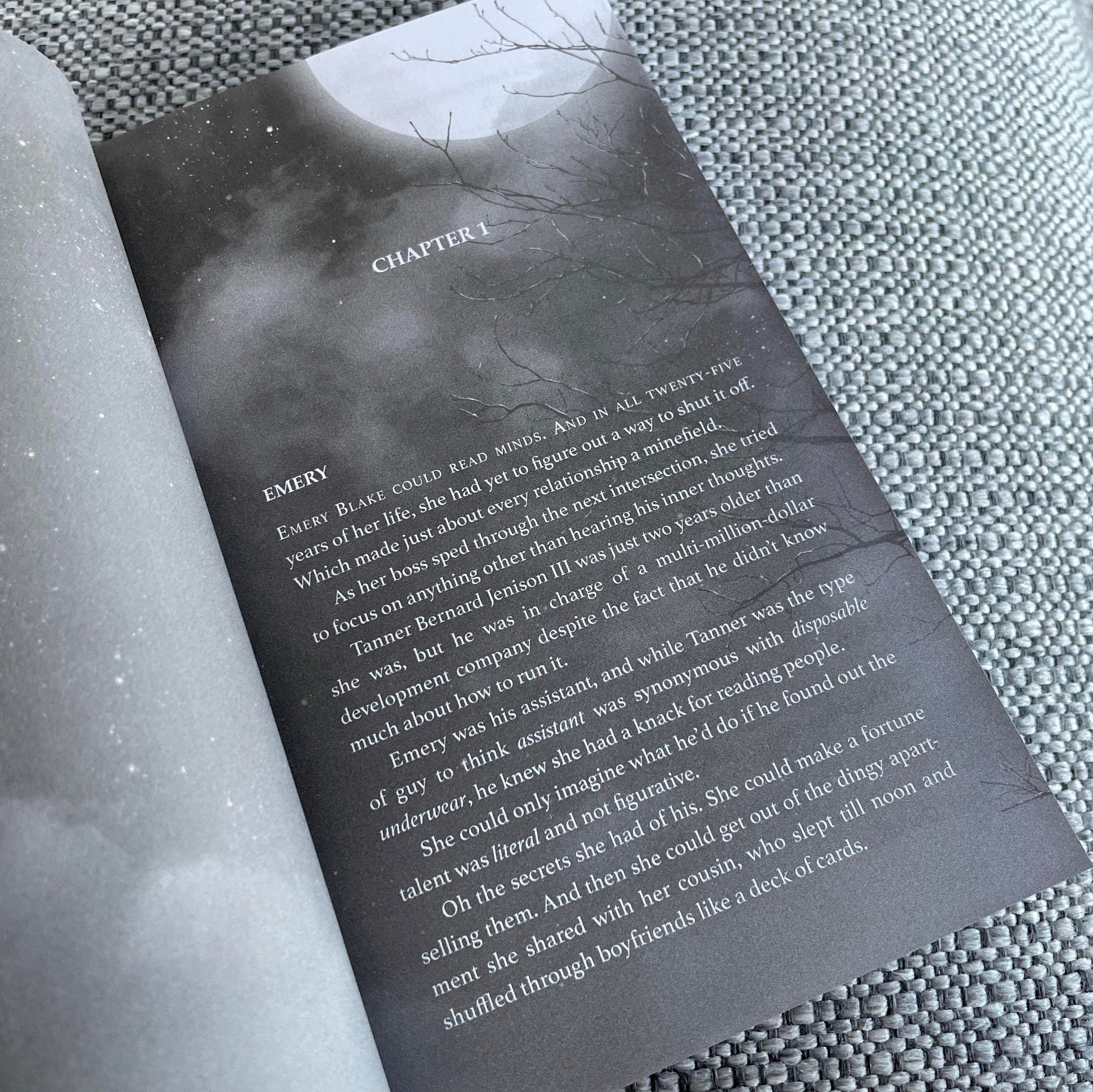 A Dark Vampire Curse by Nikki St Crowe