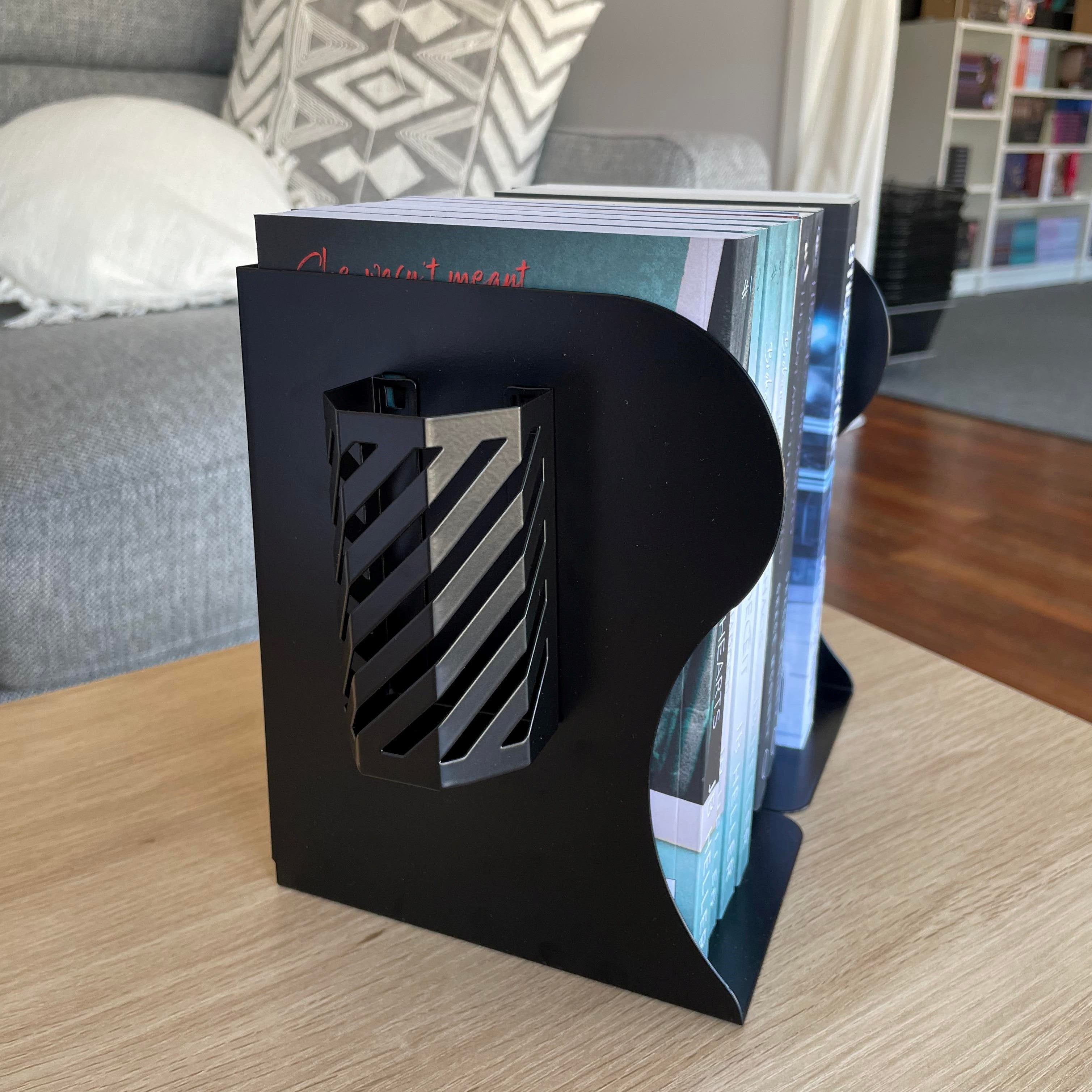 Adjustable Bookend | Black