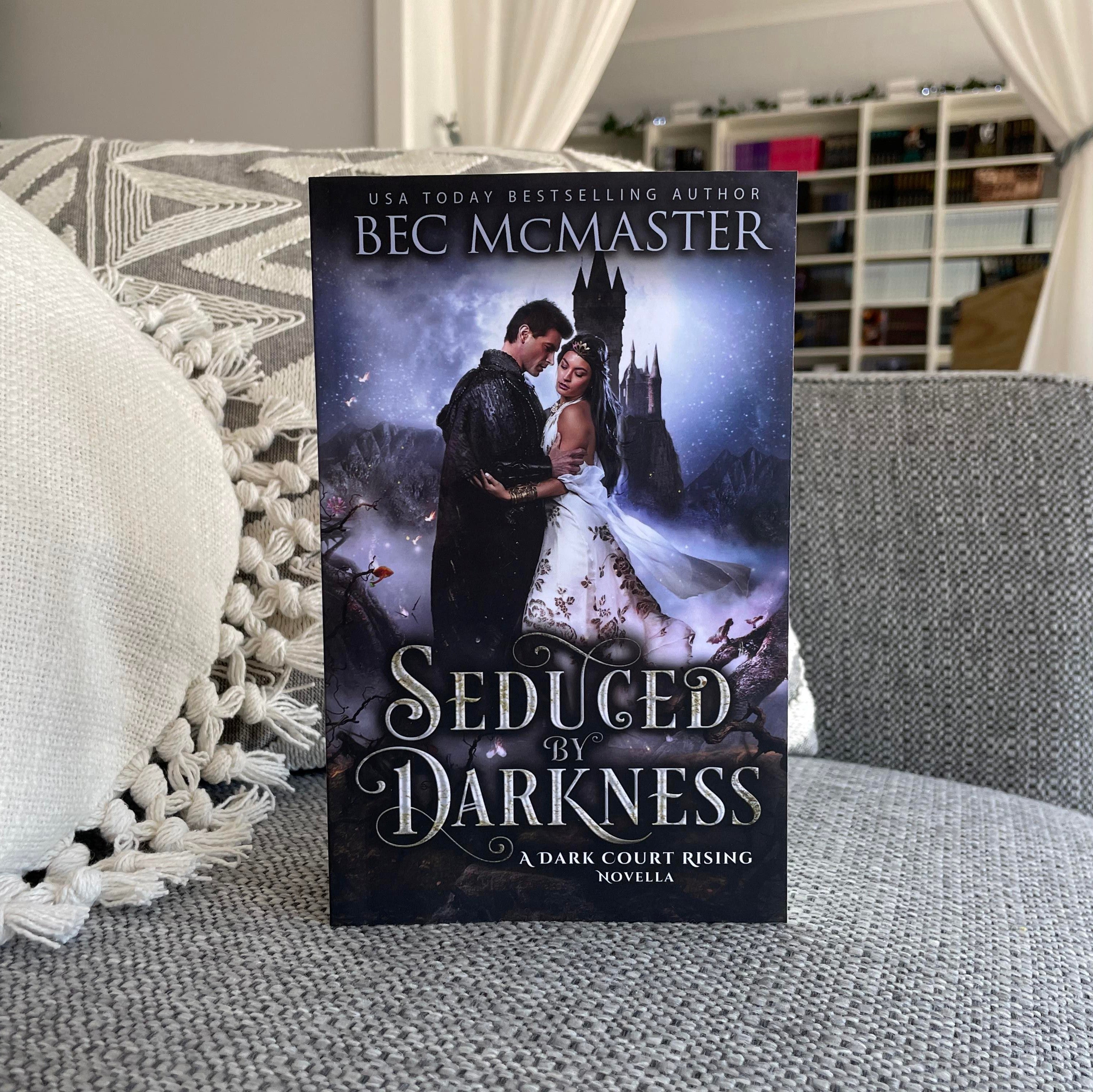 Dark Court Rising by Bec McMaster