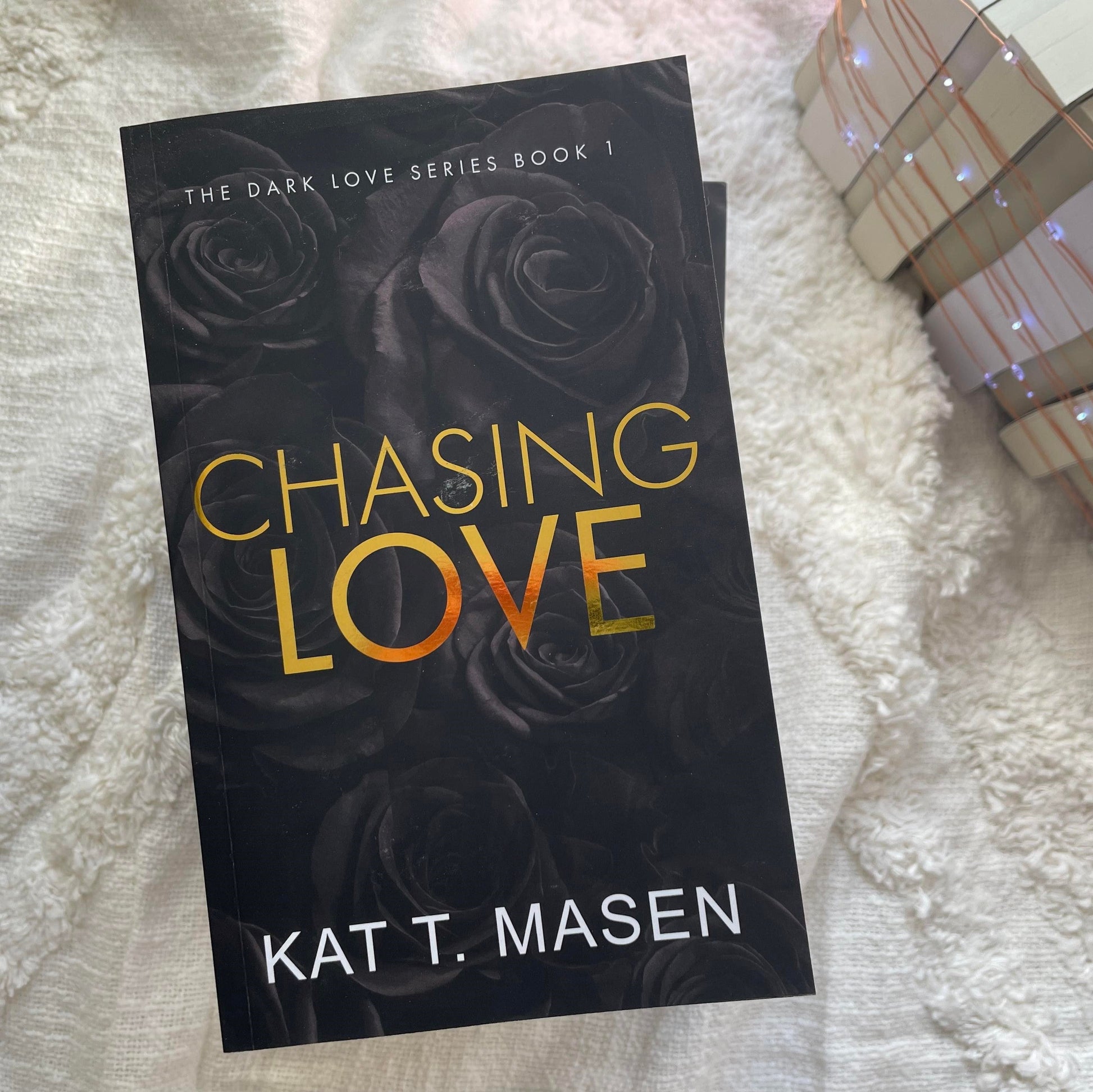 Scratch & Dent: Dark Love: Discreet by Kat T. Masen